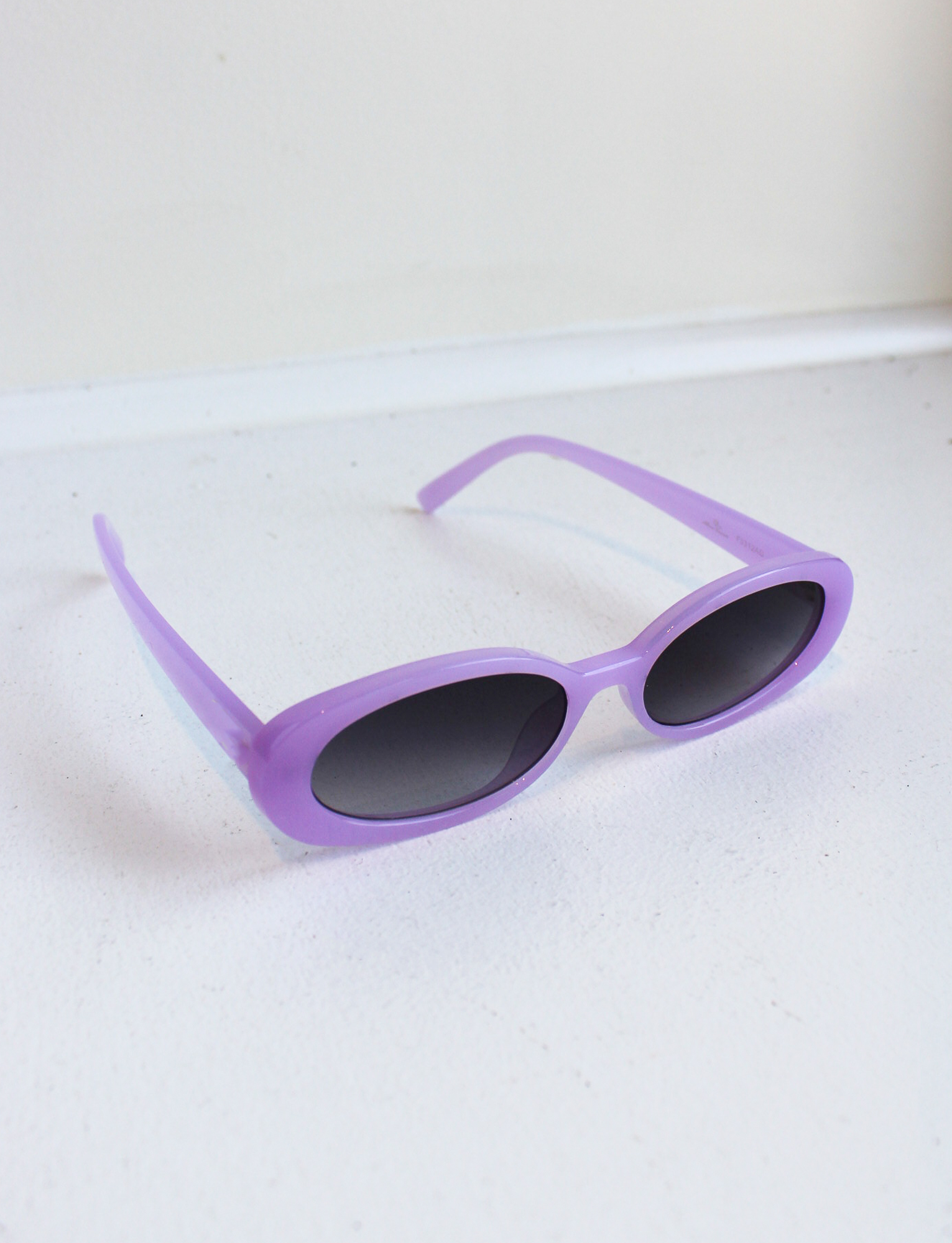 Harriet Retro Oval Sunglasses